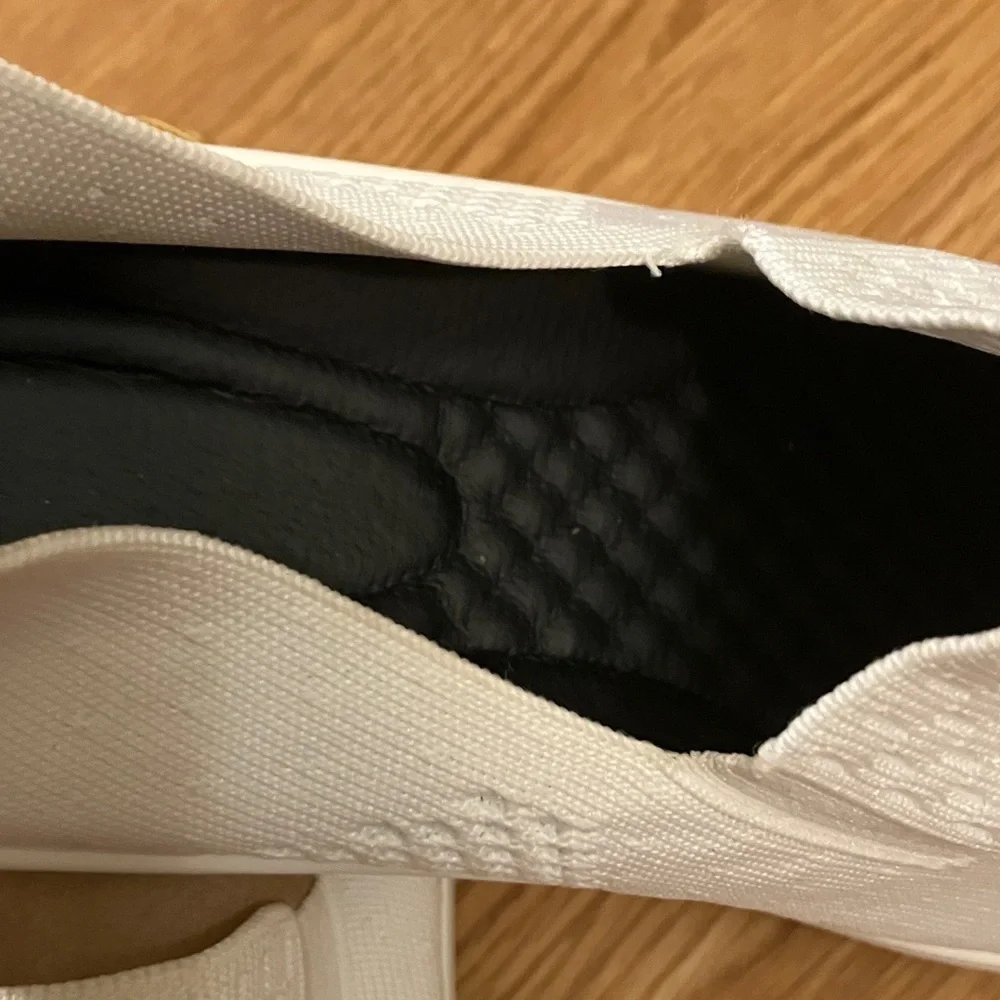 No Brand Women’s Slip on Sz 42 White Sneakers Perforated knit uppers-breathable - Picture 9 of 10